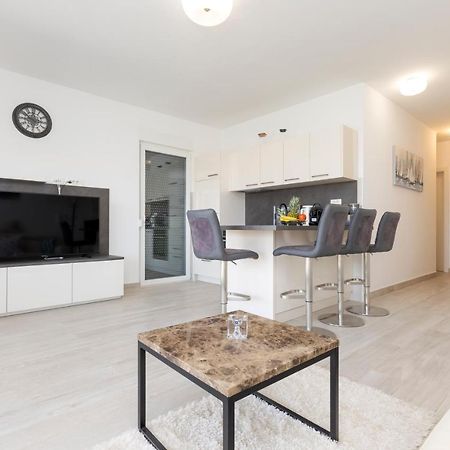 Apartments Tony Mali Lošinj Екстериор снимка