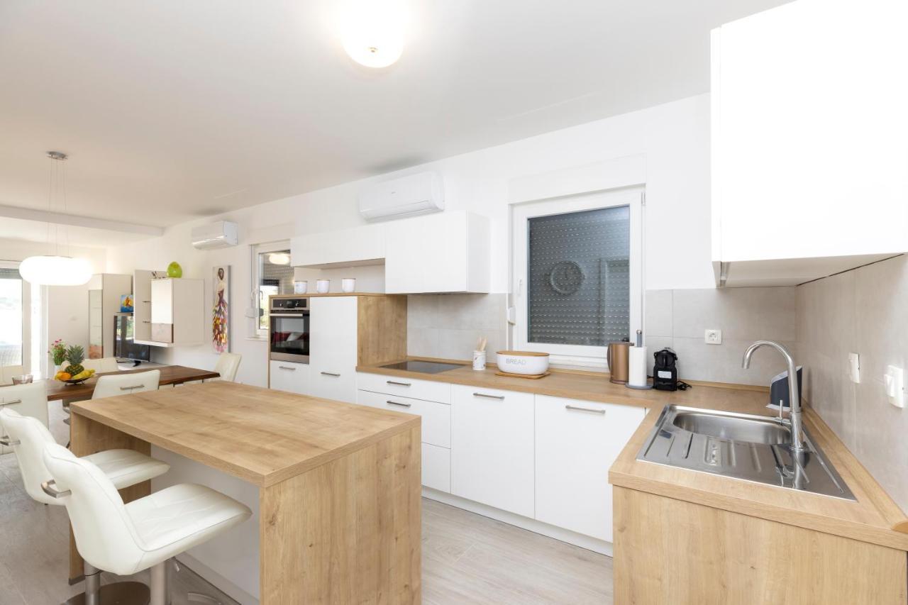 Apartments Tony Mali Lošinj Екстериор снимка