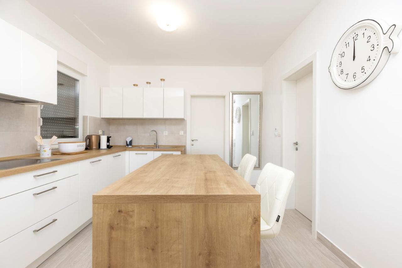 Apartments Tony Mali Lošinj Екстериор снимка