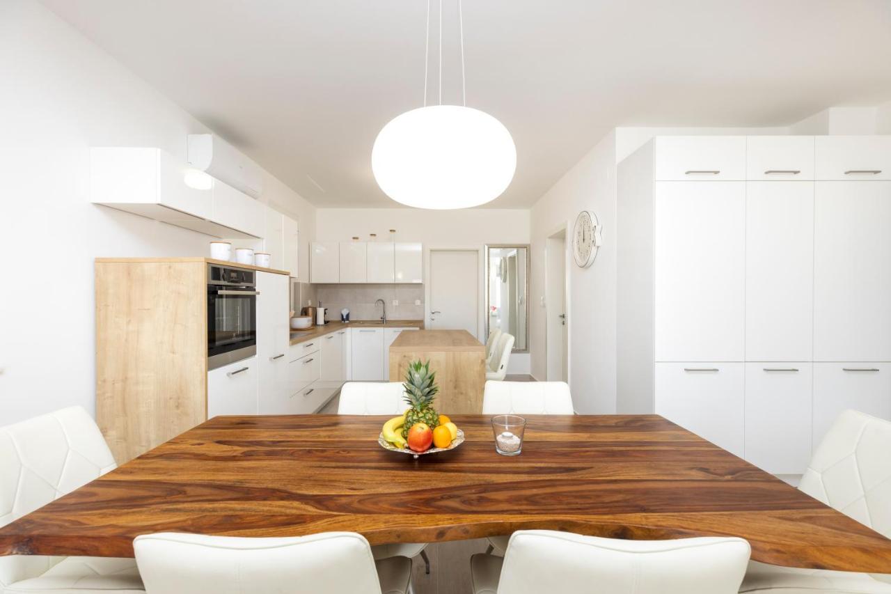 Apartments Tony Mali Lošinj Екстериор снимка